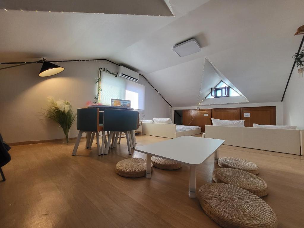 석촌호수 추억 스테이 외관 이미지