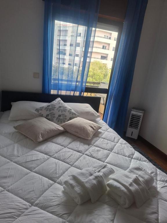 Double room in shared house, Santarém