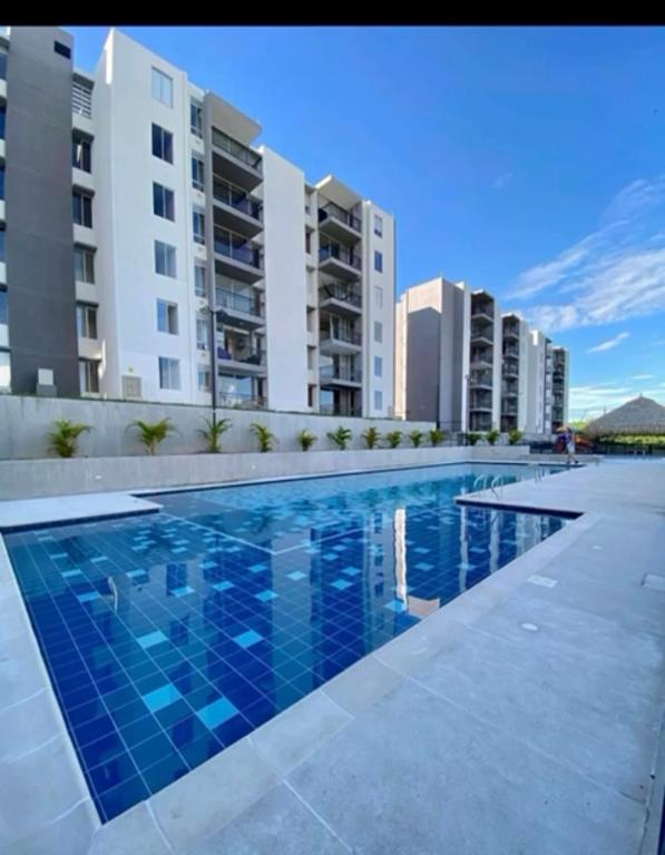 Condomio Alicante Ricaurte - 1