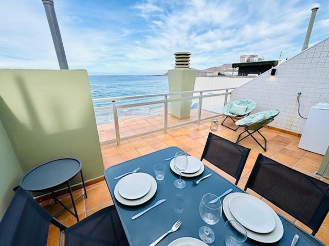 First-Line Las Canteras Beach - 4