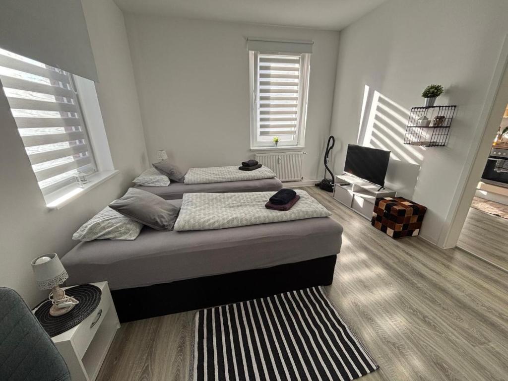 Apartment, Ferienwohnung- Bad-Küche- Parkplatz, Braunschweig