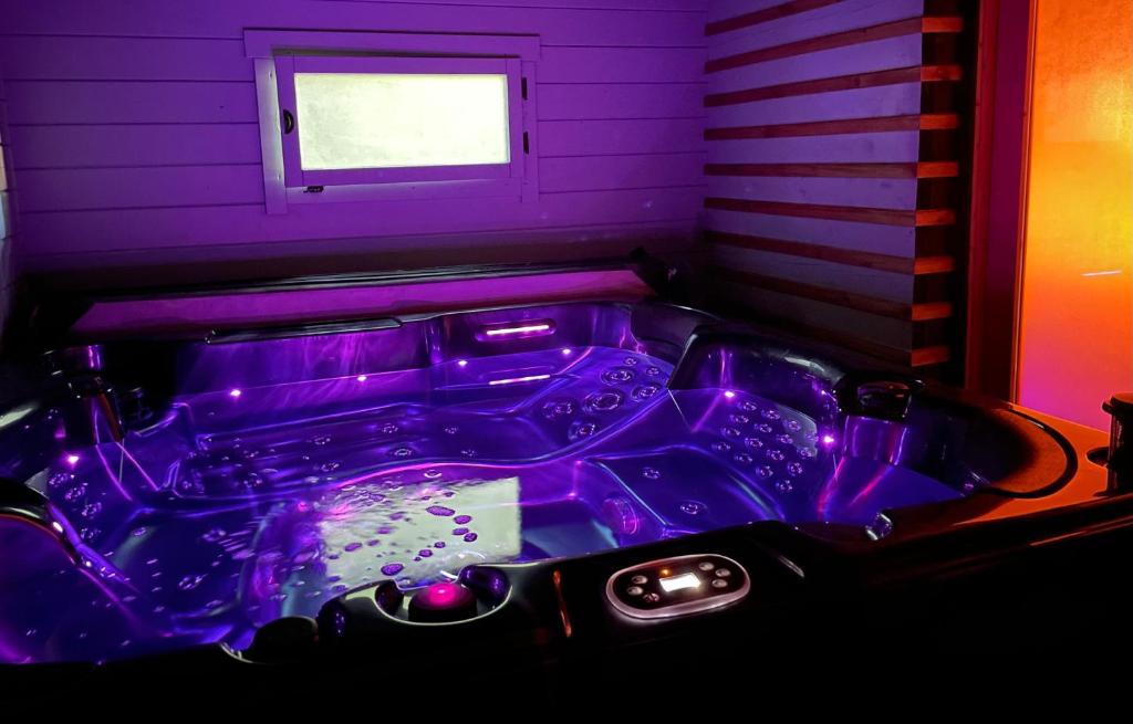 Une Pause Douceur - Suite All in Wood, Eyguières