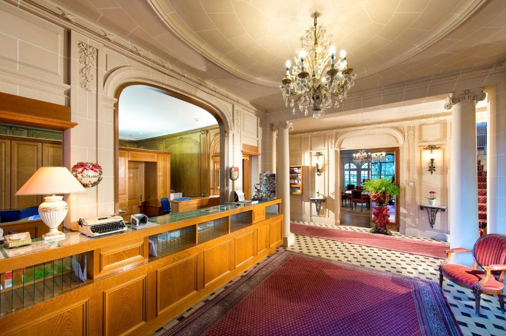 Hotel Schloss Ragaz photo