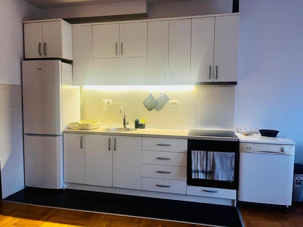 Great Deal, Podgorica