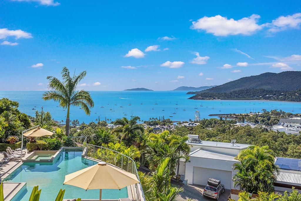 What a View - Studio, Airlie Beach
