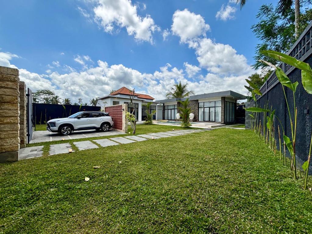 Palazzo Carangsari - 2-Bedroom Villa with Private Pool, Perean