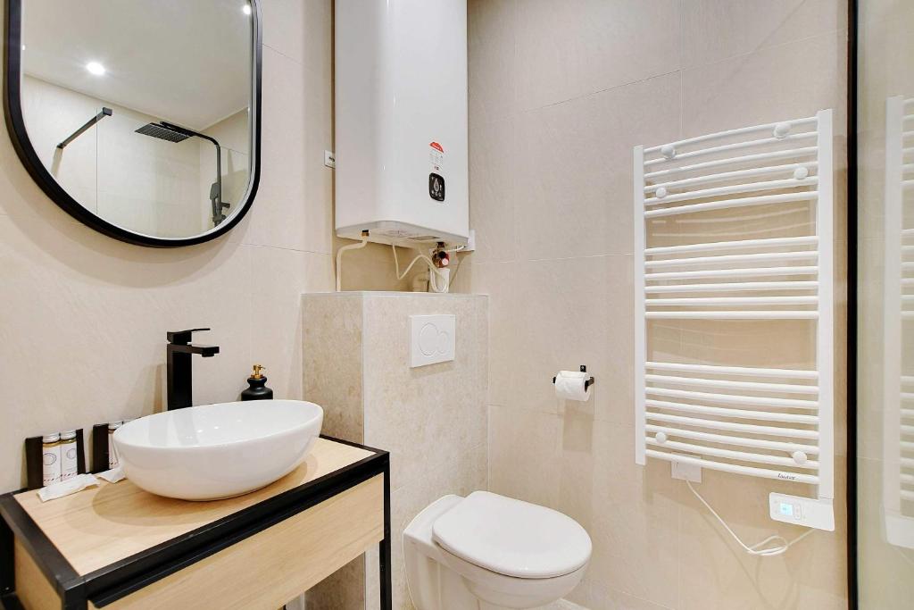 Faubourg saint denis Charmant appartement 4P - 2