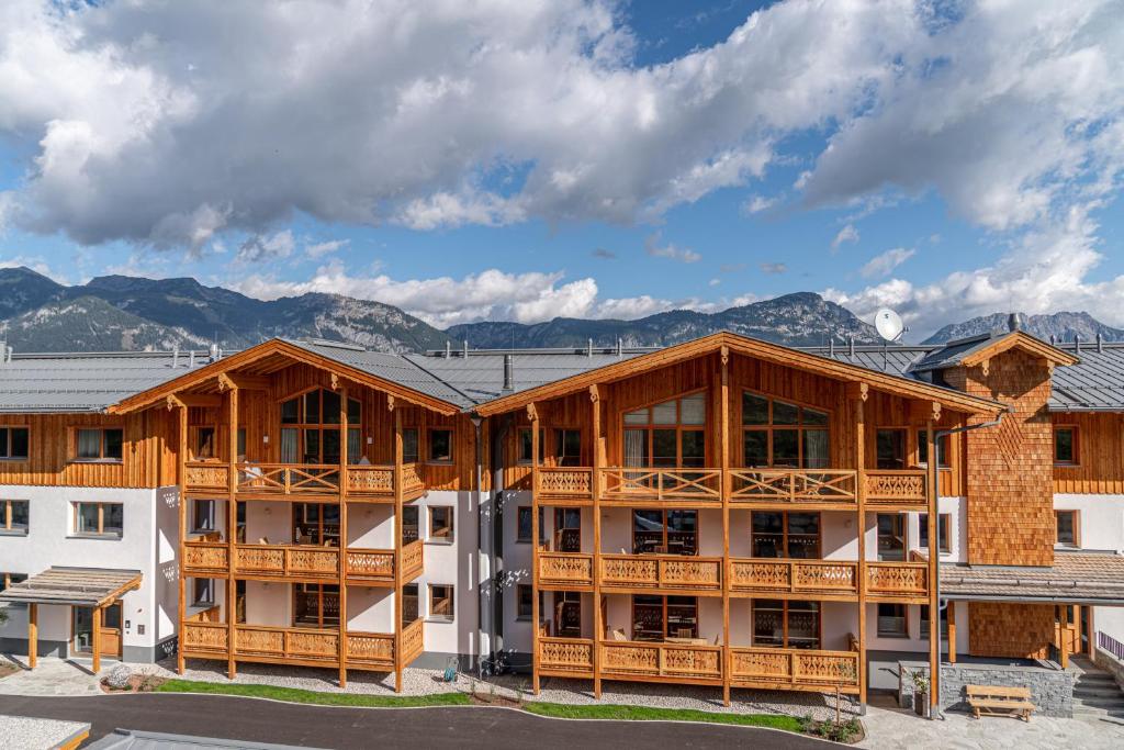 Skylodge Alpine Homes - 2