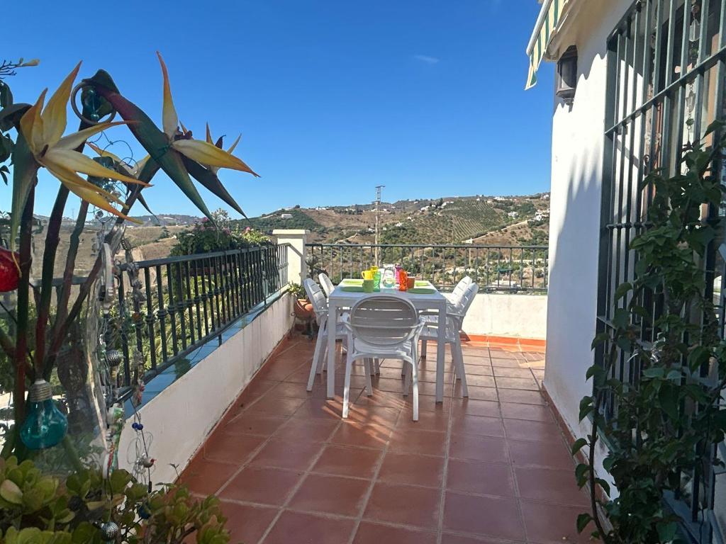 Viñasol apartment Frigiliana - 2