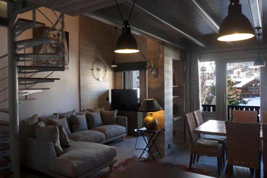 Résidence VAL VILLAGE, skis aux pieds, Duplex 3 chambres 75 m2 - by MONTBLANC LODGE - 2