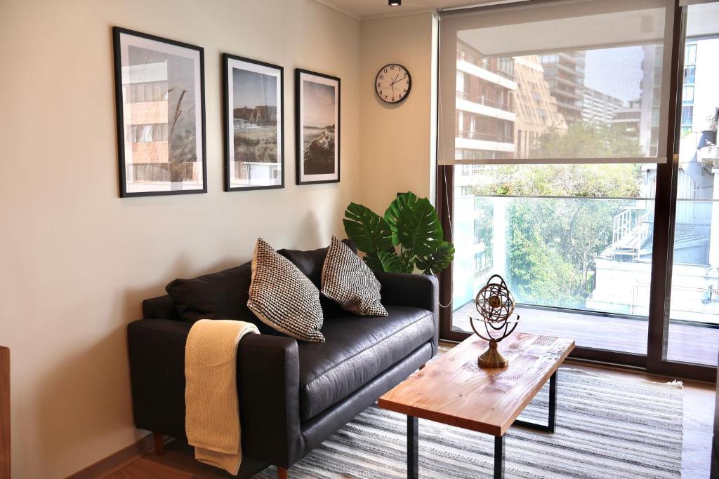 Modern 1BR Apt in Somma Asturias - 3