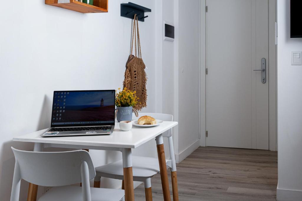 Chu la Vista Brooklyn - Estudio con patio en Zona Aldrey - 2