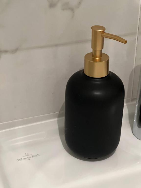 Urban Nest On Tyrsova 7 - Near IP Pavlova Metro, Praha