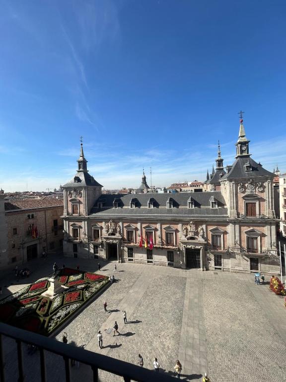 Apartamento con vistas impresionantes 170m2 muy amplio y lujoso- 1 Min Plaza Mayor - 3