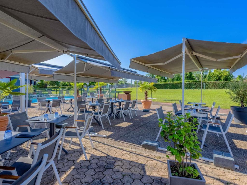 Hotel Mercure Lyon L Isle D Abeau 外観