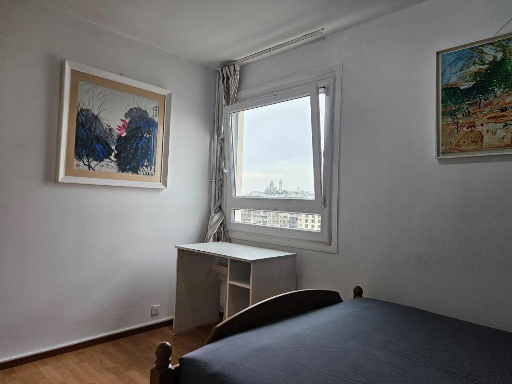 Chambres lumineuses avec vue sur Paris Montmartre - 3