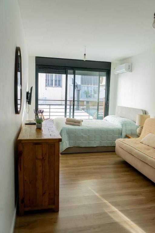 Moderno apartamento cerca del WTC y MVD Shopping - 2