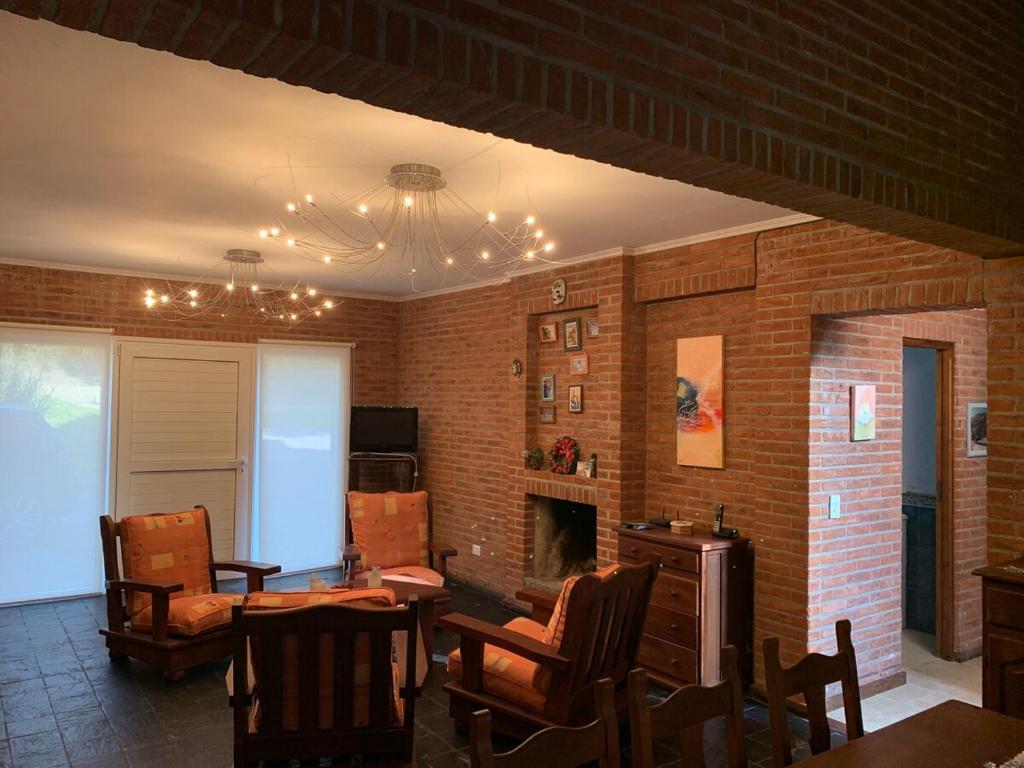 House in Cariló with a park and pool - 1