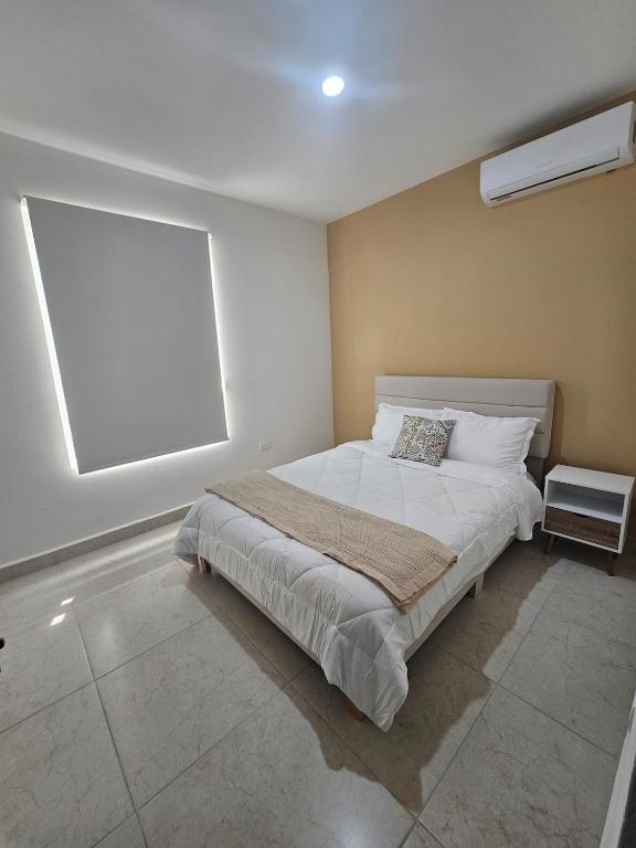 Ground floor condominium at the foot of the pool - 3