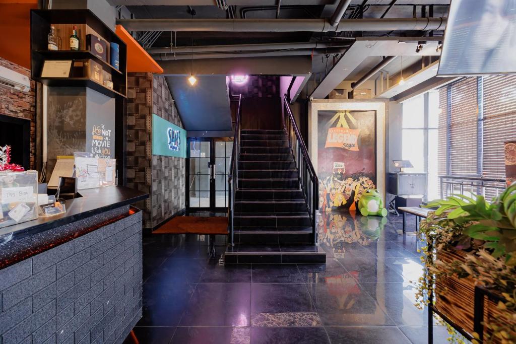 サンズ ホテル ロキシ ジャカルタ (Sans Hotel Roxy Jakarta) フロント・ロビー