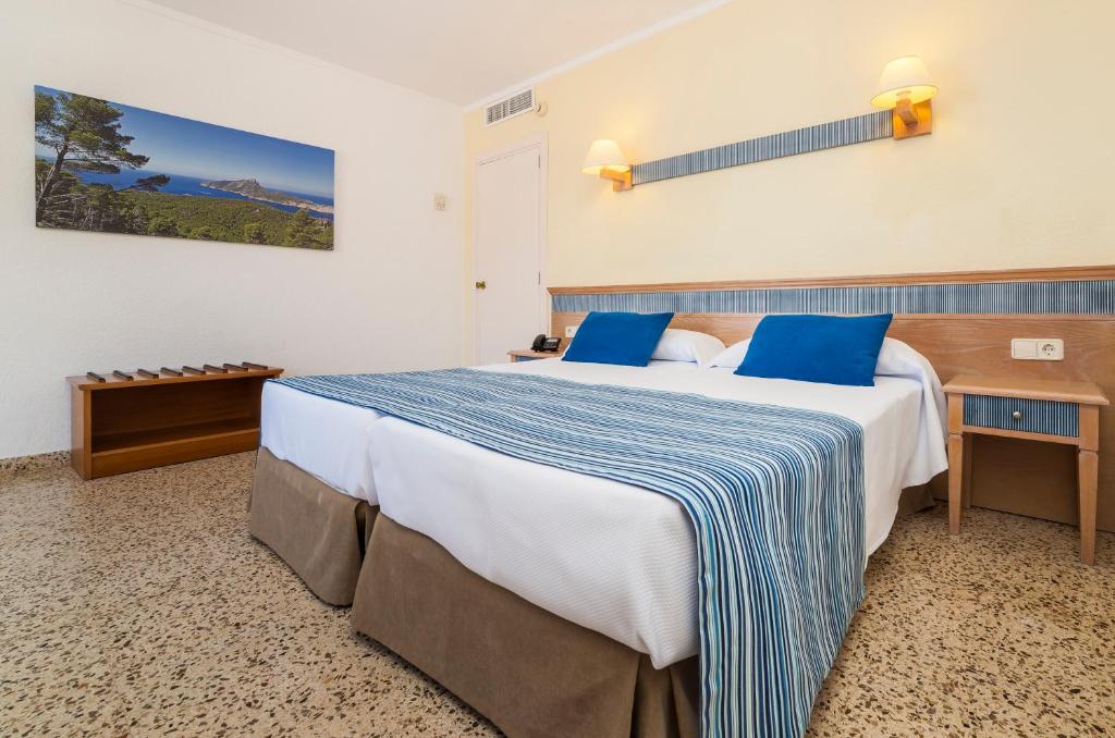 Globales Simar — Hotel rooms in Puerto Pollensa, Balearic Islands