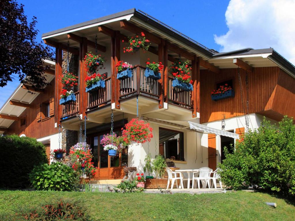 Charmante Villa à Samoëns avec Wifi et 2 Chambres - FR-1-846-34 - 1