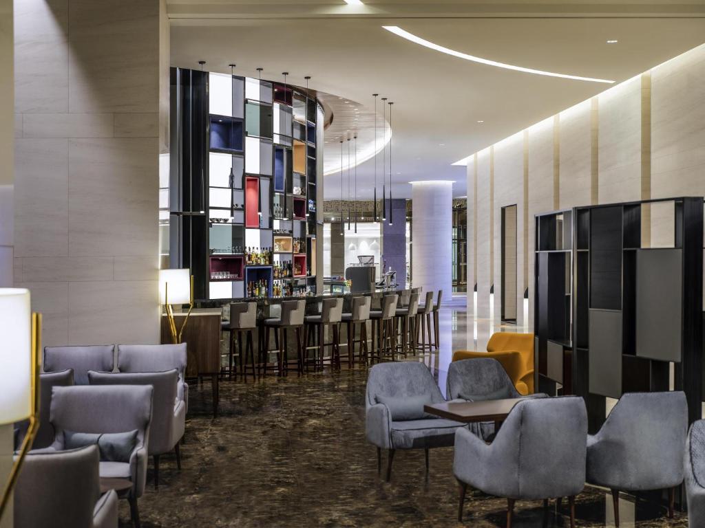 Pub/lounge
