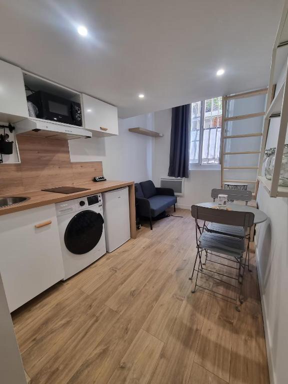 Charmant Studio en Duplex - 2