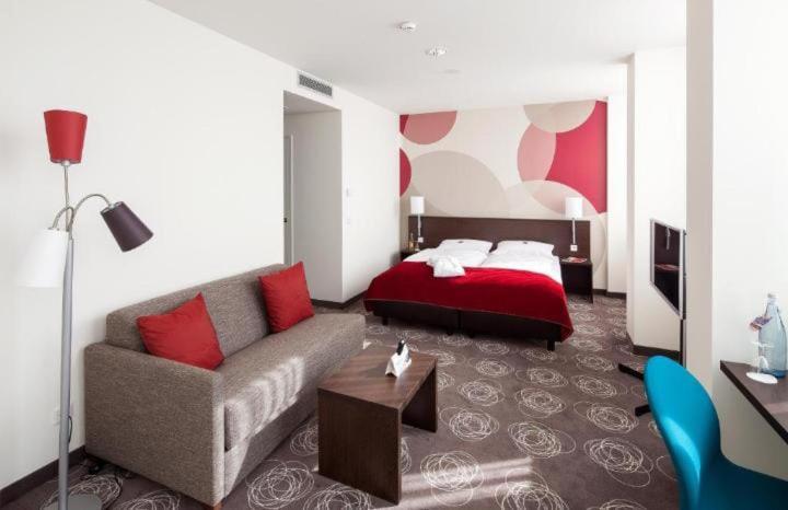 Sebail Inn Hotel Badamdar and Shah Hostel, Baku