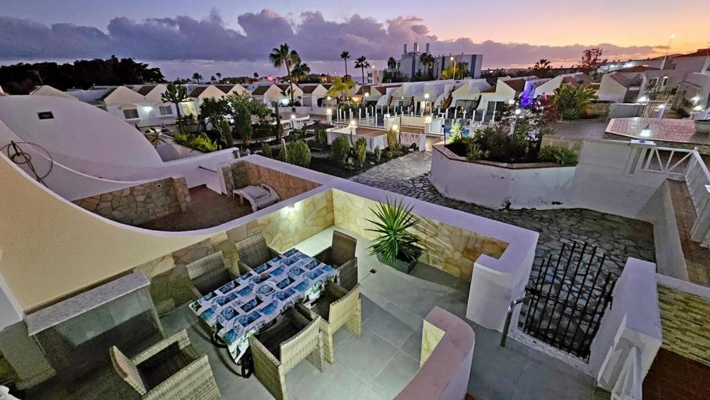 Atlantic Villa Erica - The Palms - 4 Pools & Garden - Golf del Sur - 3