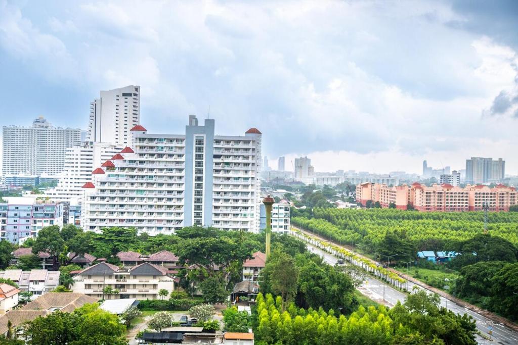 芭提雅中天海滩Lumpini推门见海公寓-海景精致景观房, Jomtien pláž