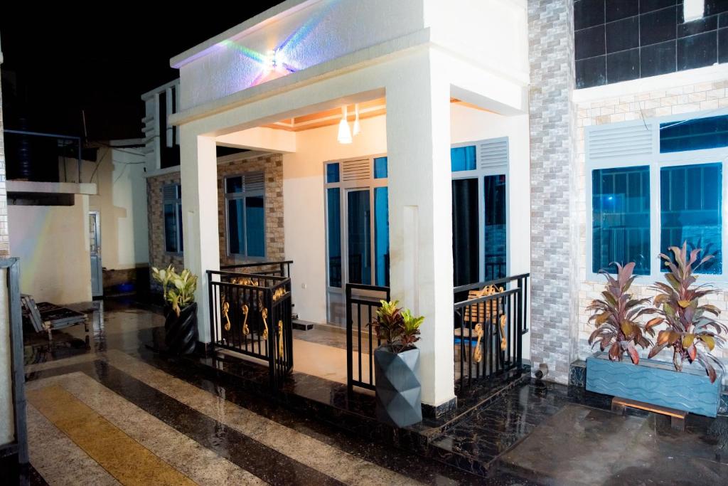 The Moon Geust House, Gisenyi