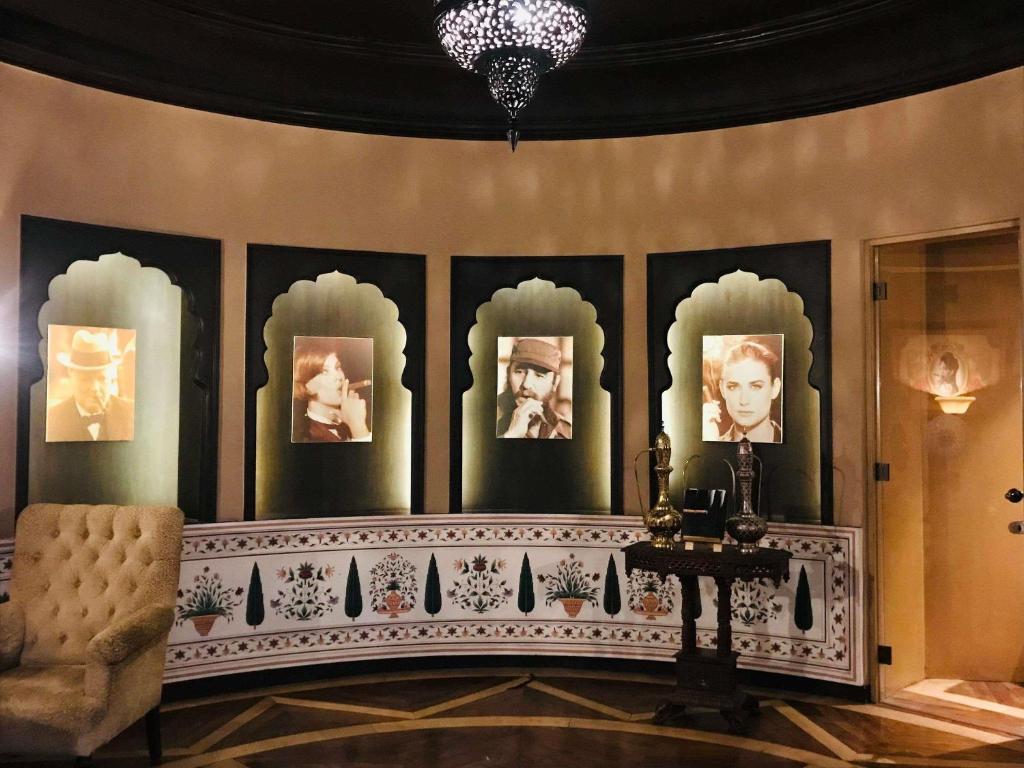Bar/lounge