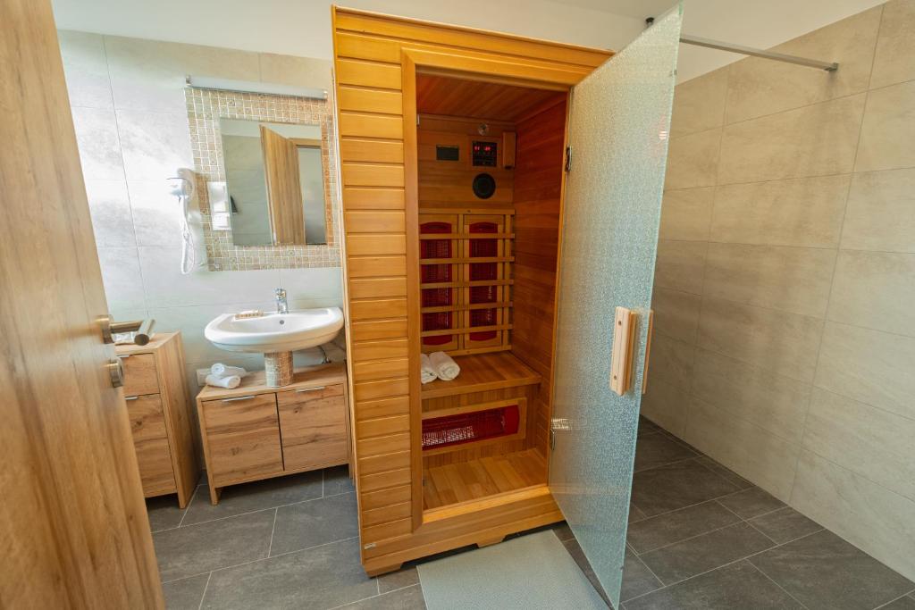 ARKSIS Apartman, Sárvár