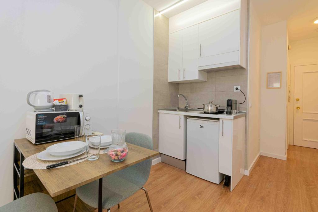 Classy XV - Ferga Suites - 5