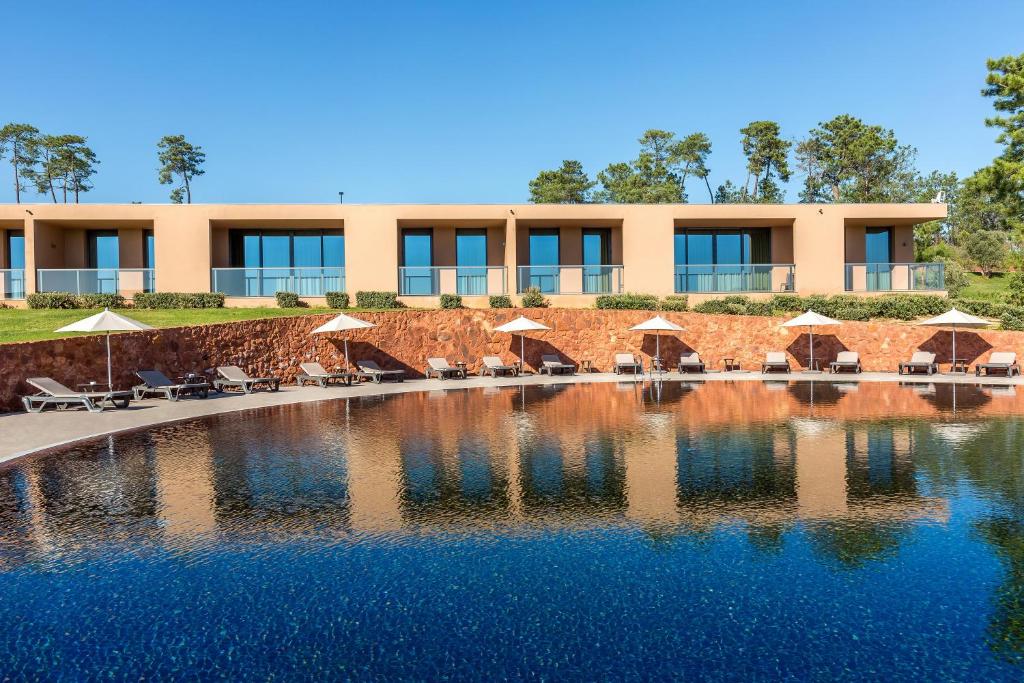 Swimming pool, NAU Morgado Golf & Country Club in Portimao