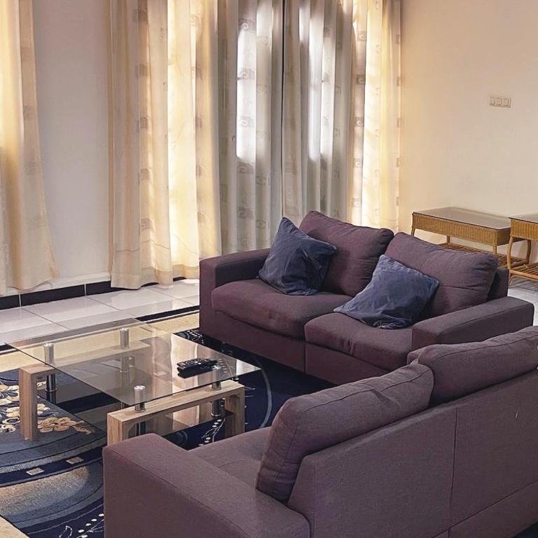 Paramaribo Villa 8p Full Airco Near Mall, Paramaribo