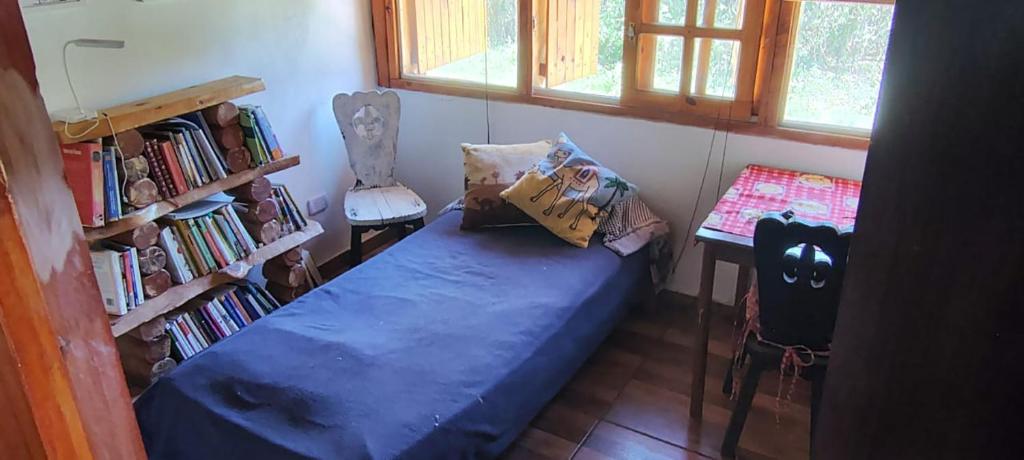 Casa rustica rodeada de Chañares a los pies del Rio Dolores - 4