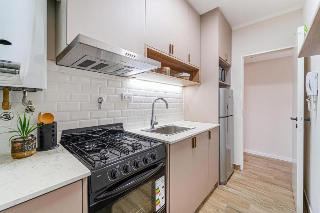 modern 2-room downtown area for 4 people - 5