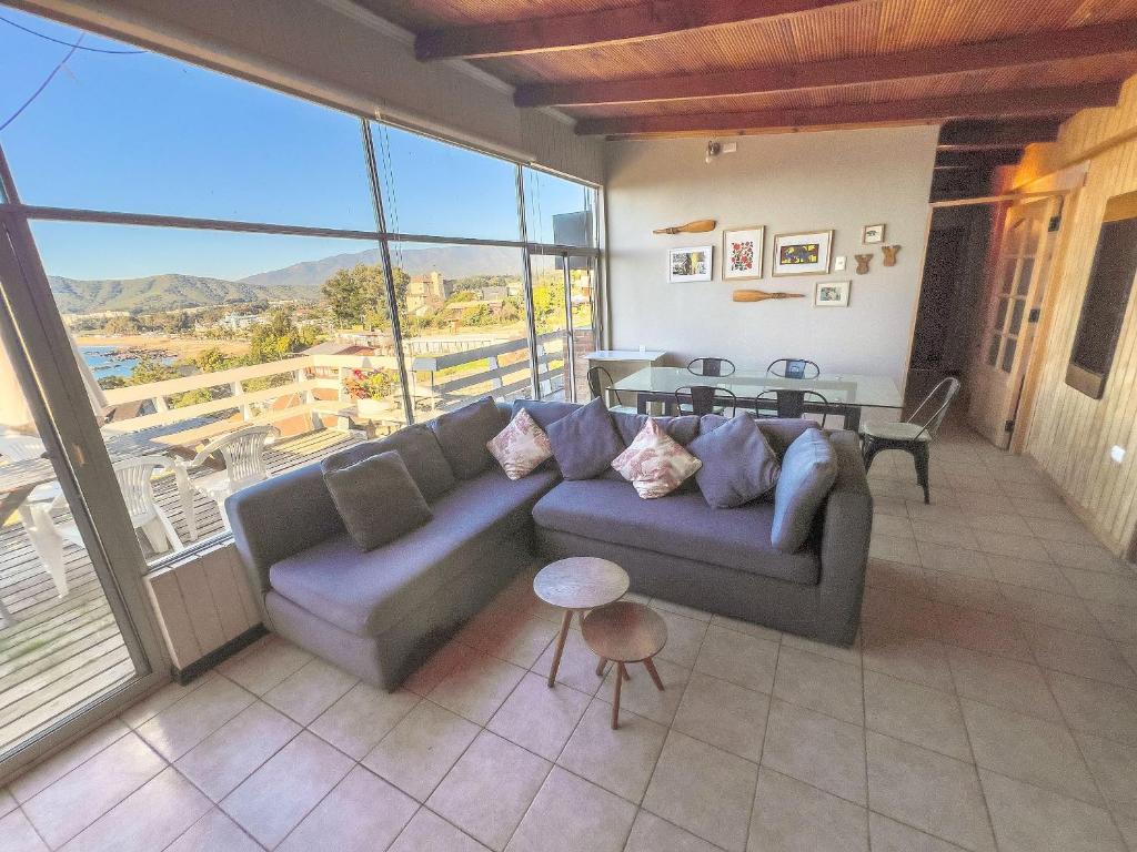 Cómoda casa con terraza y vista al mar en Papudo - 2