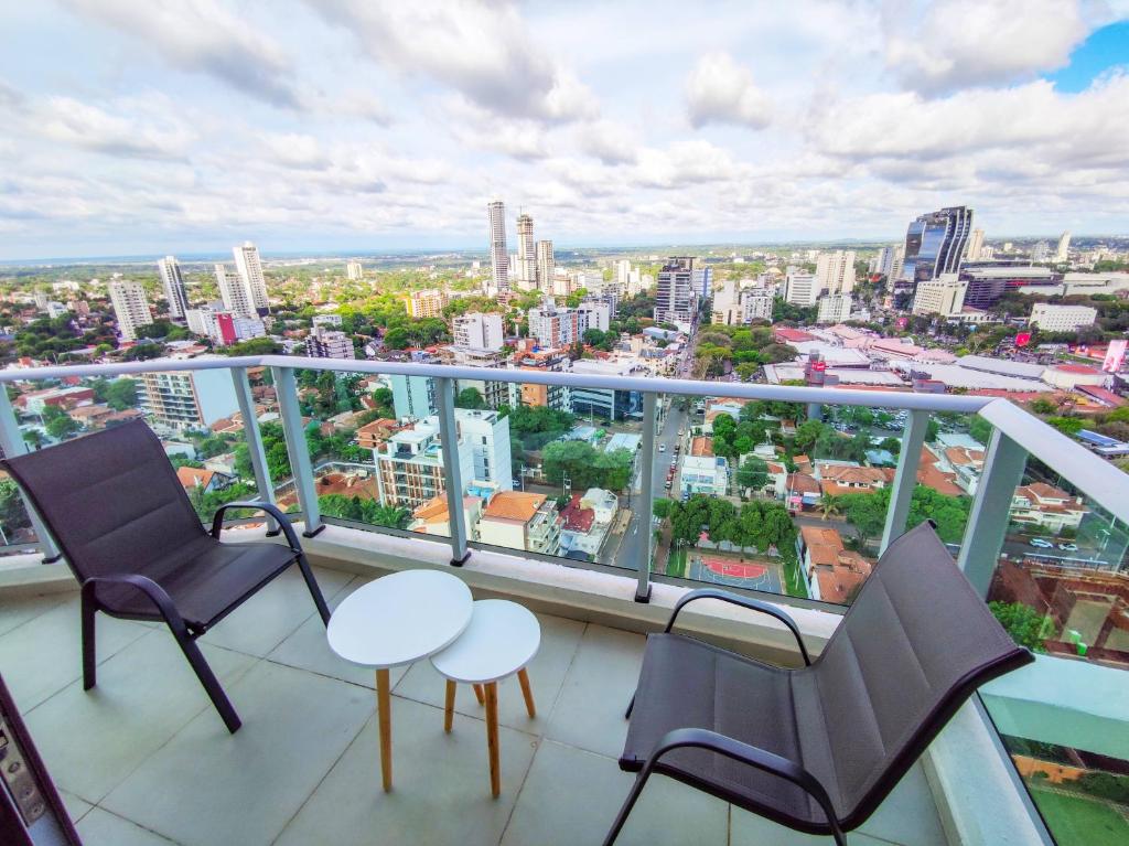 Luxury 2 Bedroom Wake Up in the Sky Best Views & Location in Asuncion, Asuncion