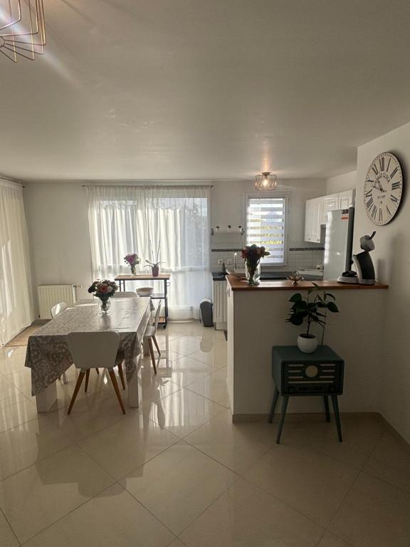 Appartement 10 mn de Paris et 5 mn du terminus Paris-Bauvais - 5