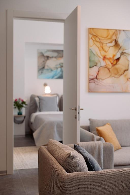 Suite Nr 4 - J26 LUXURY APARTHOTEL, Jauniela 26 Old Riga - TOP Location - 2BDR - 80m2, Riga