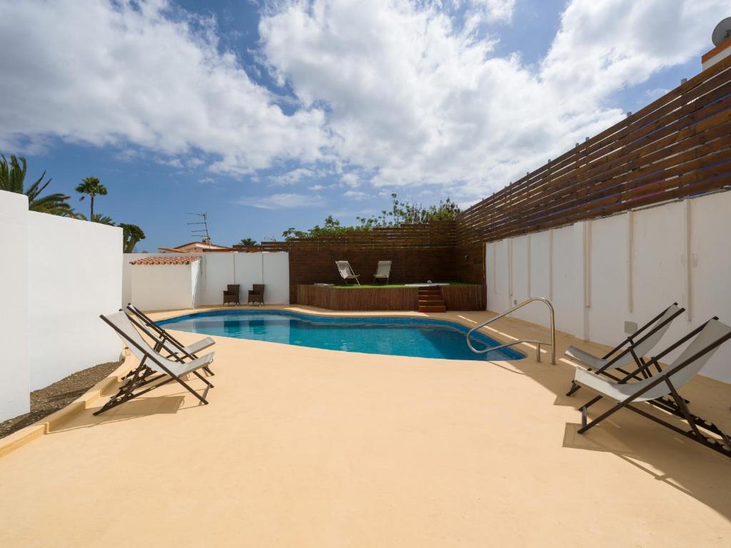 Florida Home Private pool and Jacuzzi - 5
