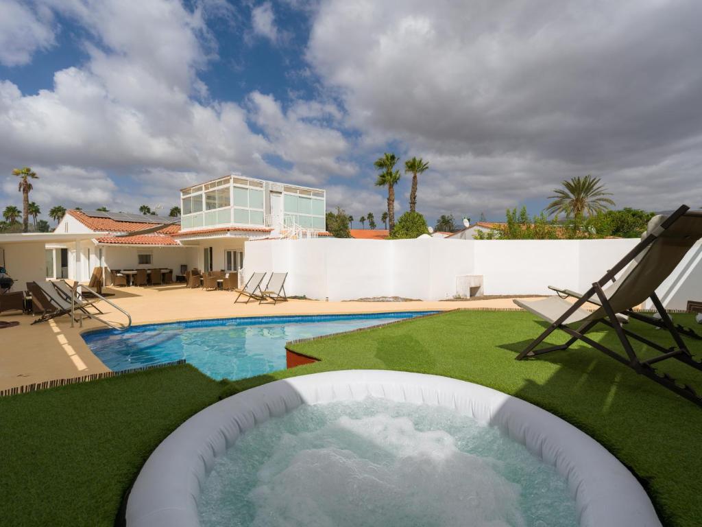 Florida Home Private pool and Jacuzzi - 4