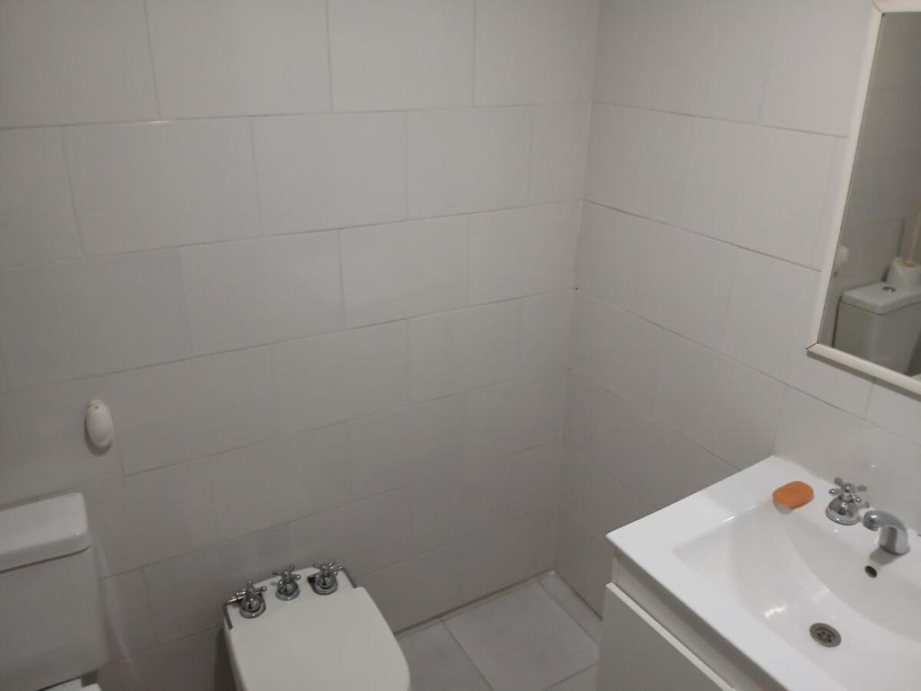 Cerca Monumento a la bandera y centro - 5