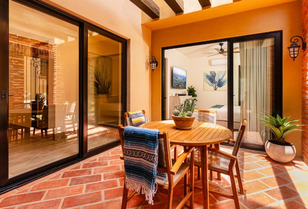 Inviting 2BR Condo in Mavila Resort at Quivira - 2