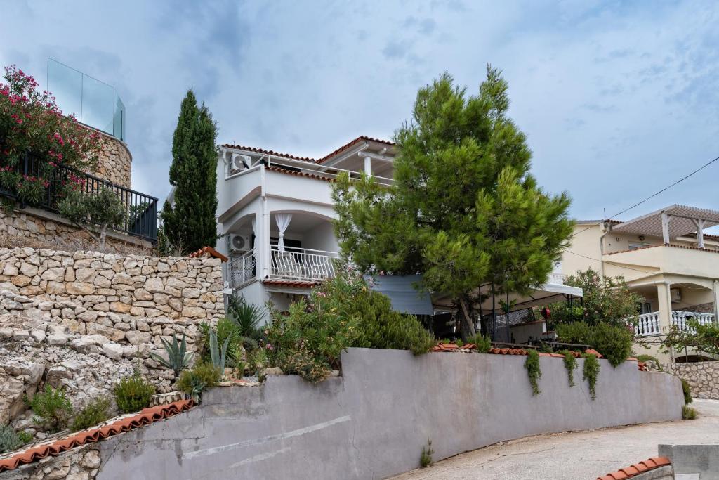 Apartment Vidalici 9393a, Kustići