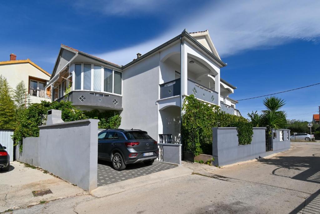 Apartments with parking space Bibinje, Zadar - 18066, Bibinje