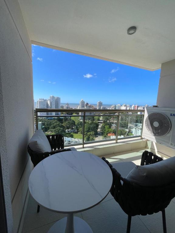 Apartment on a high floor with 2 bedrooms - 5